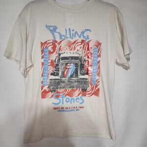 Rolling stones Foxborough, MA steel wheels shirt men's XS